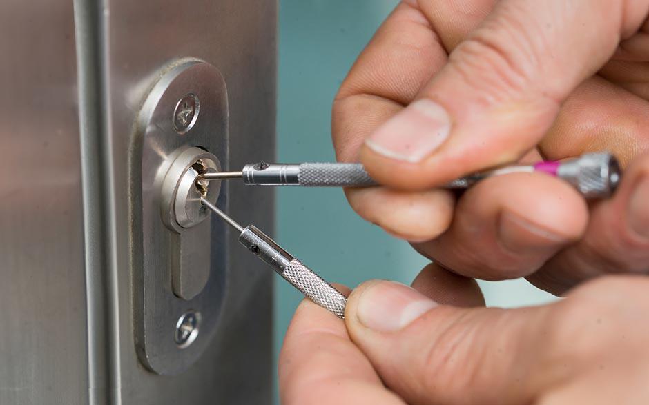 tarif serrurier ouverture de porte Levallois-Perret